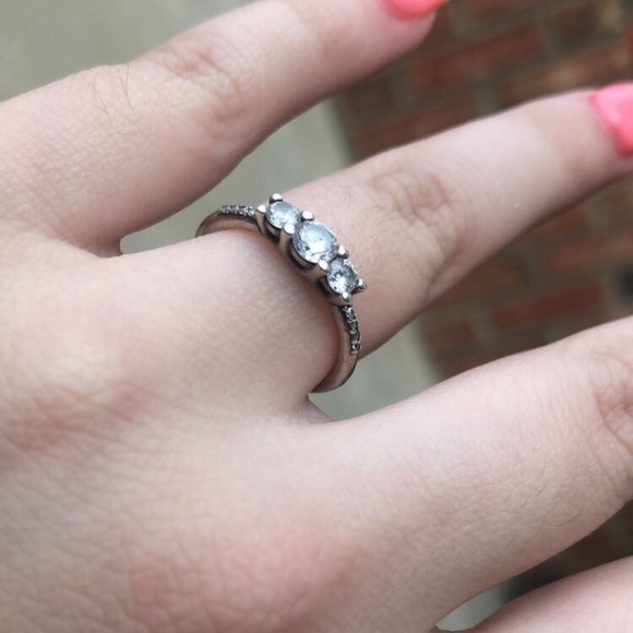 SOLD Fairytale Sparkle Pandora ring - Picture 3 of 7